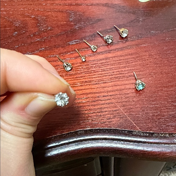 Vintage Silver and Turquoise Stud Earrings without backs - Picture 8 of 9